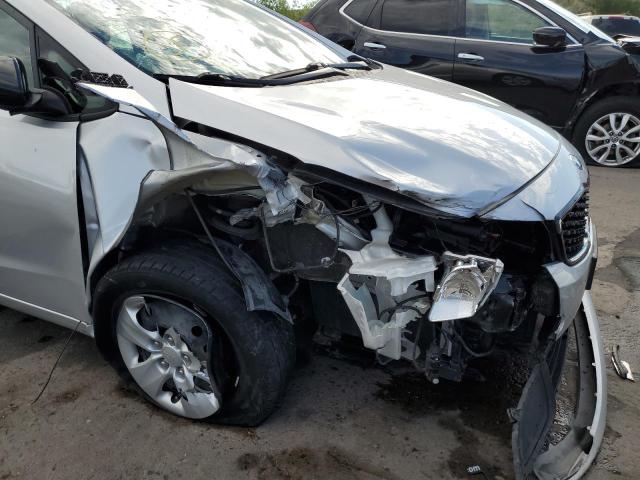 Photo 9 from auction – 2017 KIA FORTE LX with VIN KNAFK5A87H5715049