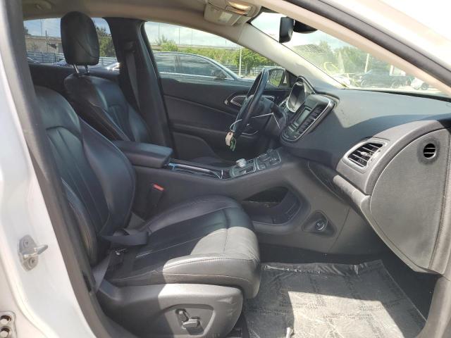 Photo 5 from auction – 2015 CHRYSLER 200 C with VIN 1C3CCCCB6FN670428