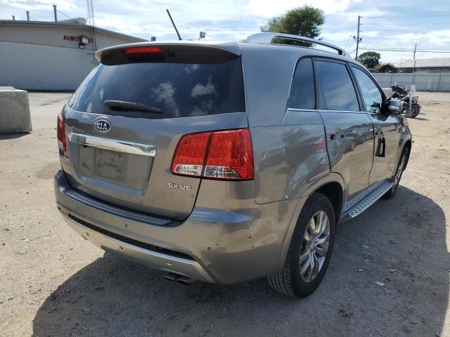 Photo 4 from auction – 2012 KIA SORENTO SX with VIN 5XYKWDA2XCG289370