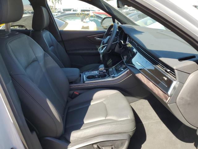 Photo 5 from auction – 2020 AUDI Q7 PREMIUM with VIN WA1LJAF76LD010270