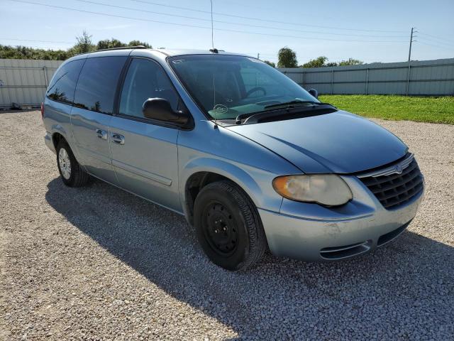 CHRYSLER TOWN & COU 2005 with VIN 2C4GP44R65R592608 - Photo from auction