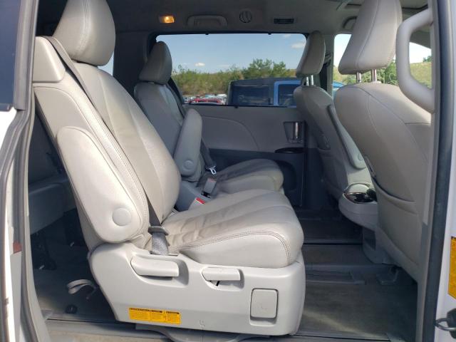 Photo 6 from auction – 2013 TOYOTA SIENNA XLE with VIN 5TDDK3DC9DS060010