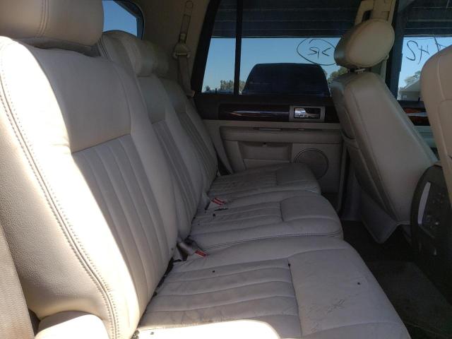 Photo 6 from auction – 2004 LINCOLN NAVIGATOR with VIN 5LMFU27RX4LJ05771