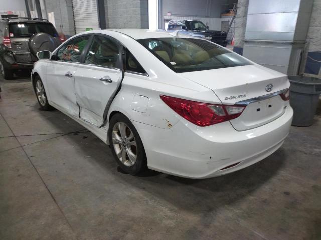 Photo 3 from auction – 2011 HYUNDAI SONATA SE with VIN 5NPEC4AC0BH258134