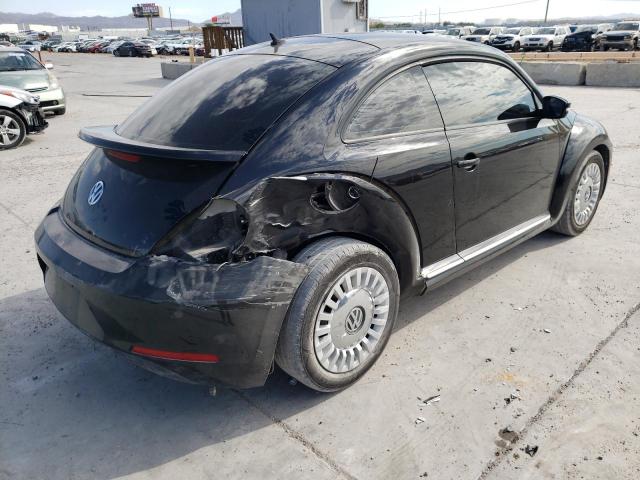 Photo 4 from auction – 2013 VOLKSWAGEN BEETLE with VIN 3VWJP7AT8DM665620