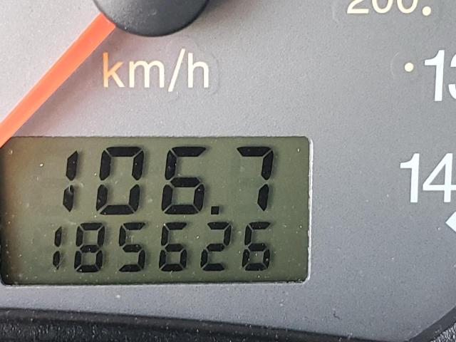 Photo 8 from auction – 2003 FORD FOCUS LX with VIN 1FAFP38Z03W255393
