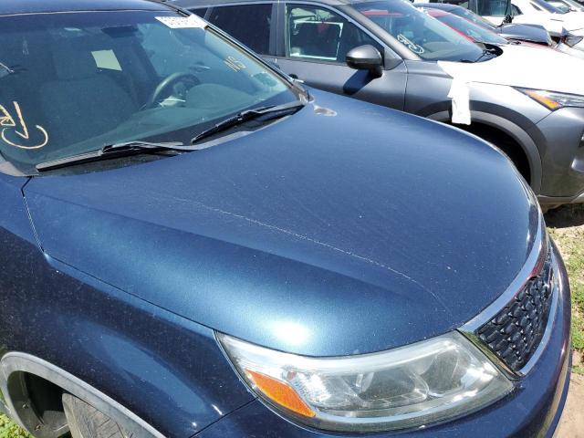 Photo 9 from auction – 2015 KIA SORENTO LX with VIN 5XYKTCA60FG611248