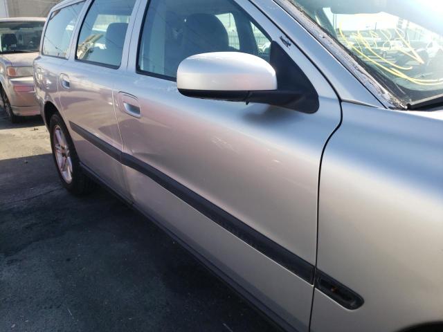 Photo 9 from auction – 2004 VOLVO V70 with VIN YV1SW64A742447586