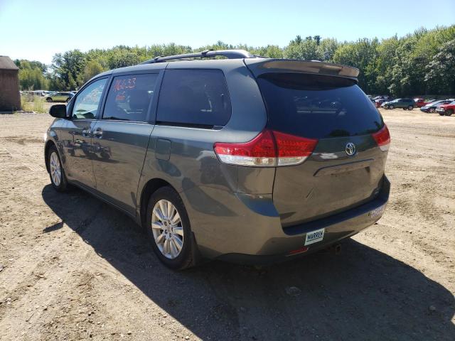 Photo 3 from auction – 2012 TOYOTA SIENNA XLE with VIN 5TDDK3DC1CS046519