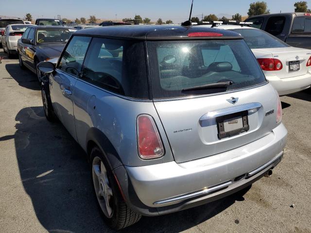 Photo 3 from auction – 2005 MINI COOPER with VIN WMWRC33475TJ64038