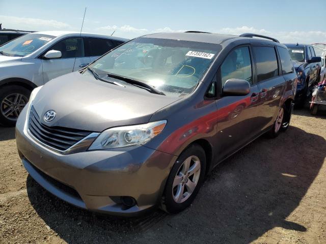 Photo 2 from auction – 2014 TOYOTA SIENNA LE with VIN 5TDKK3DC3ES494819
