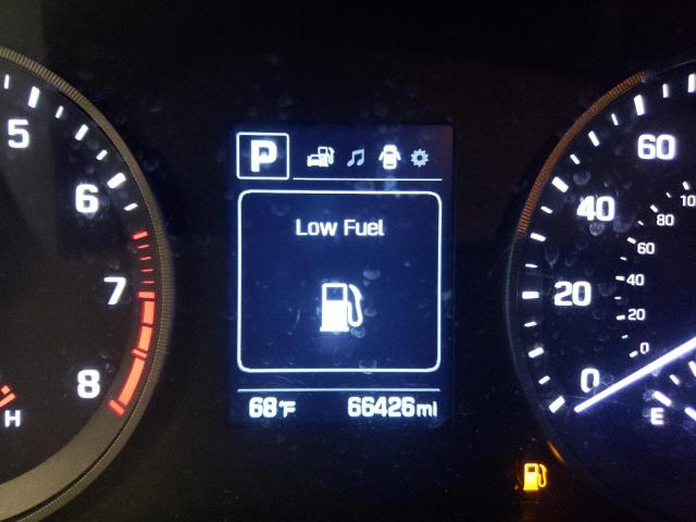 Photo 8 from auction – 2018 HYUNDAI TUCSON SE with VIN KM8J2CA49JU641302