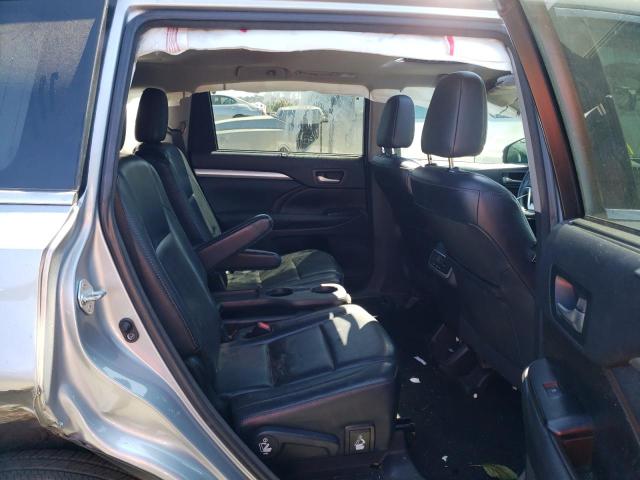 Photo 6 from auction – 2016 TOYOTA HIGHLANDER with VIN 5TDJKRFH6GS236837