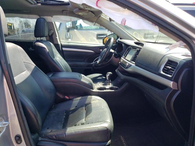 صورة رقم 5 من المزاد - 2016 TOYOTA HIGHLANDER مع VIN 5TDJKRFH6GS236837
