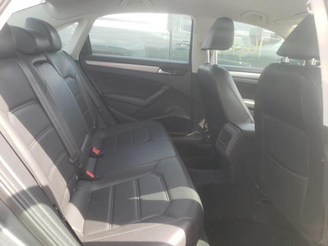 Photo 6 from auction – 2015 VOLKSWAGEN PASSAT S with VIN 1VWAT7A34FC111118