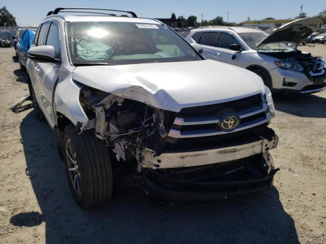 Zdjęcie 9 z aukcji – 2017 TOYOTA HIGHLANDER z VIN 5TDJZRFH8HS363103