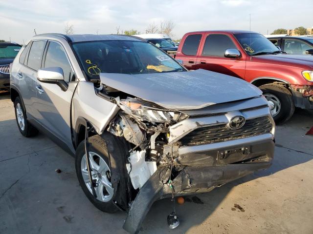 TOYOTA RAV4 XLE 2021 with VIN JTMW1RFVXMD065466 - Photo from auction