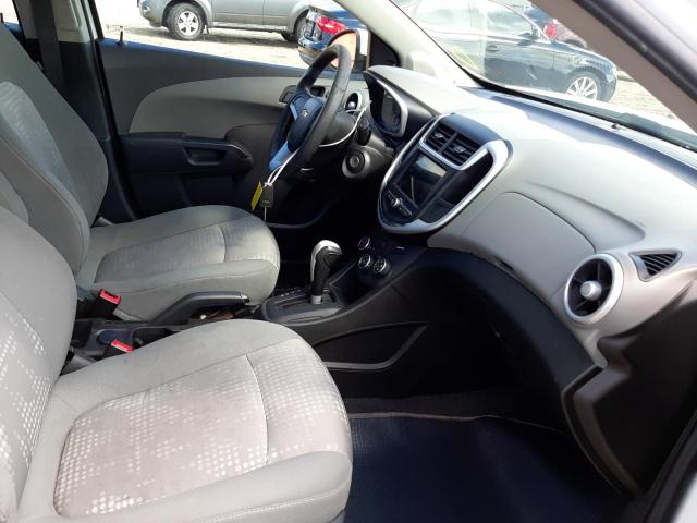 Photo 5 from auction – 2018 CHEVROLET SONIC with VIN 1G1JG6SHXJ4104682