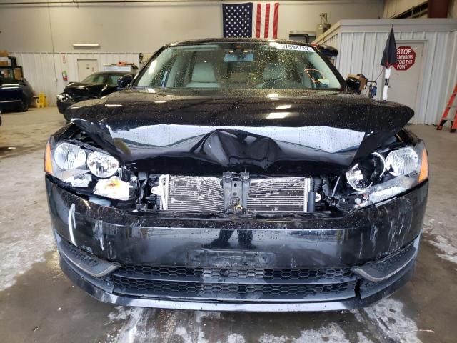 Photo 9 from auction – 2015 VOLKSWAGEN PASSAT SE with VIN 1VWBV7A39FC072976