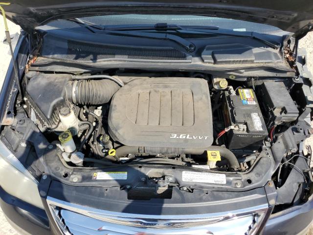 Photo 7 from auction – 2011 CHRYSLER TOWN & COU with VIN 2A4RR8DG0BR749628