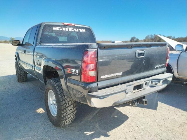 Photo 3 from auction – 2004 CHEVROLET silverado with VIN 2GCEK19T841106970