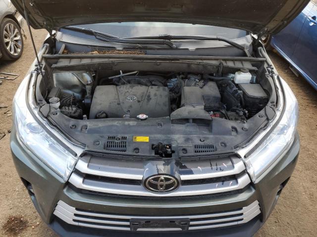 Photo 7 from auction – 2018 TOYOTA HIGHLANDER with VIN 5TDBZRFH4JS494555