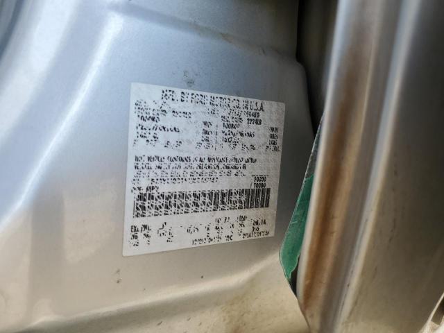 Photo 10 from auction – 2002 FORD ESCAPE XLT with VIN 1FMYU03192KB65947