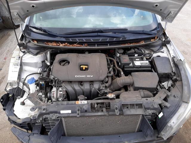 Photo 7 from auction – 2017 KIA FORTE LX with VIN 3KPFK4A71HE047225