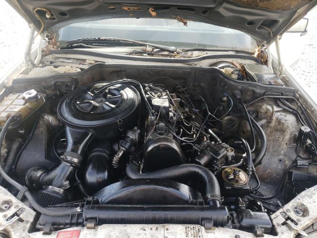 Photo 7 from auction – 1982 MERCEDES-BENZ 300 SD with VIN WDBCB20A1CB029882