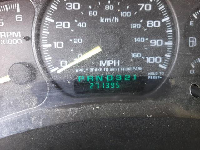 Photo 8 from auction – 2001 CHEVROLET SUBURBAN K with VIN 3GNFK16T21G183255