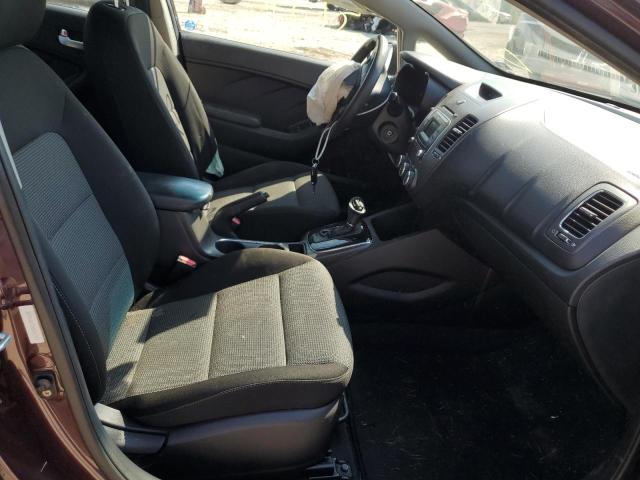 Photo 5 from auction – 2017 KIA FORTE LX with VIN 3KPFK4A71HE076370
