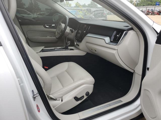 Photo 5 from auction – 2018 VOLVO XC60 T5 with VIN LYV102RK0JB082627