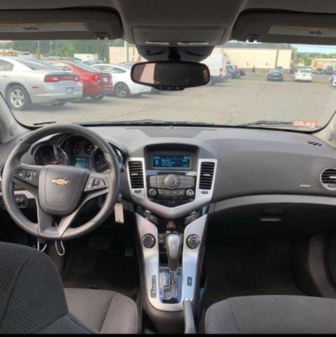 Photo 9 from auction – 2015 CHEVROLET CRUZE LT with VIN 1G1PC5SB3F7112463
