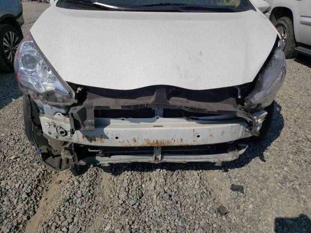 Photo 9 from auction – 2012 TOYOTA PRIUS C with VIN JTDKDTB31C1029981