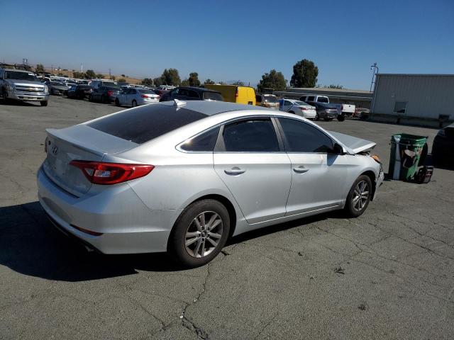 Photo 4 from auction – 2016 HYUNDAI SONATA SE with VIN 5NPE24AF5GH287648