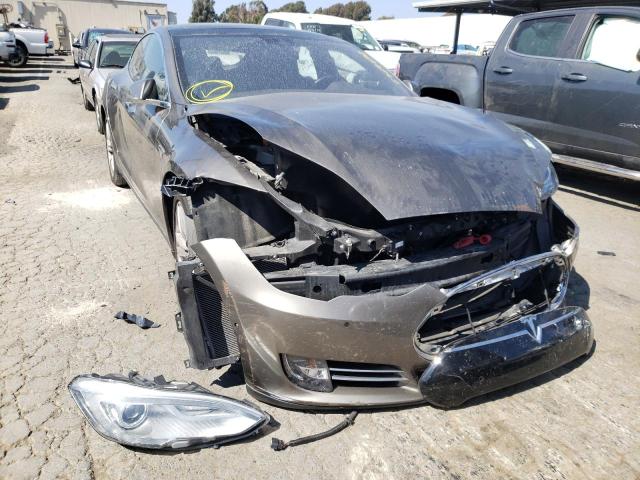 Photo 9 from auction – 2015 TESLA MODEL S P8 with VIN 5YJSA1H44FF099922