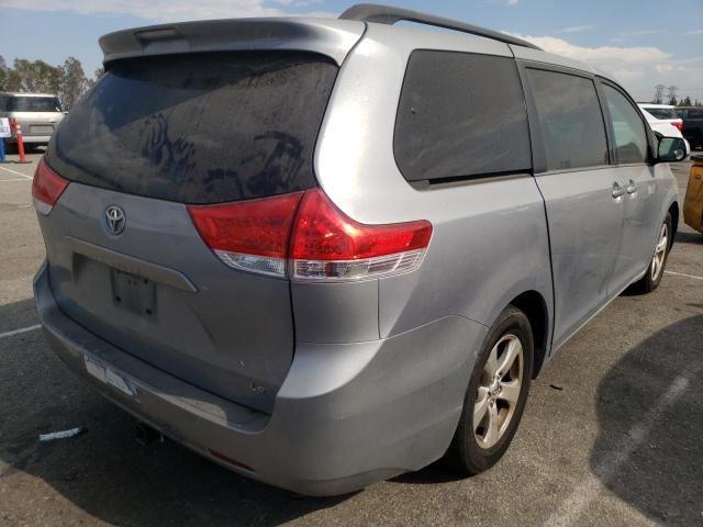 Photo 4 from auction – 2013 TOYOTA SIENNA LE with VIN 5TDKK3DC6DS356125