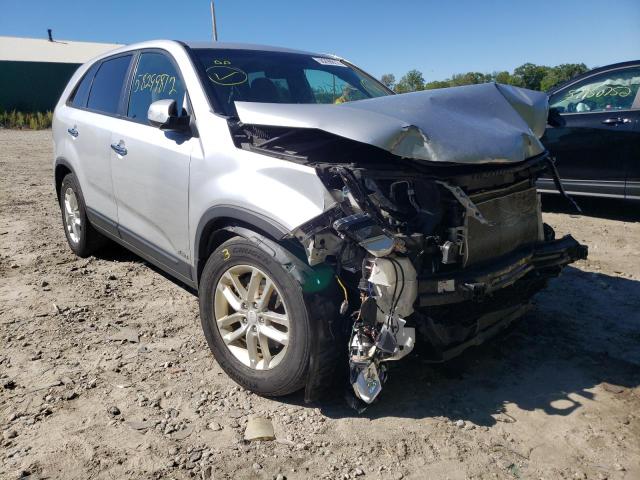 KIA SORENTO LX 2015 with VIN 5XYKTCA68FG605083 - Photo from auction