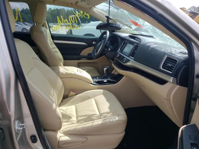 Photo 5 from auction – 2015 TOYOTA HIGHLANDER with VIN 5TDKKRFH5FS045476