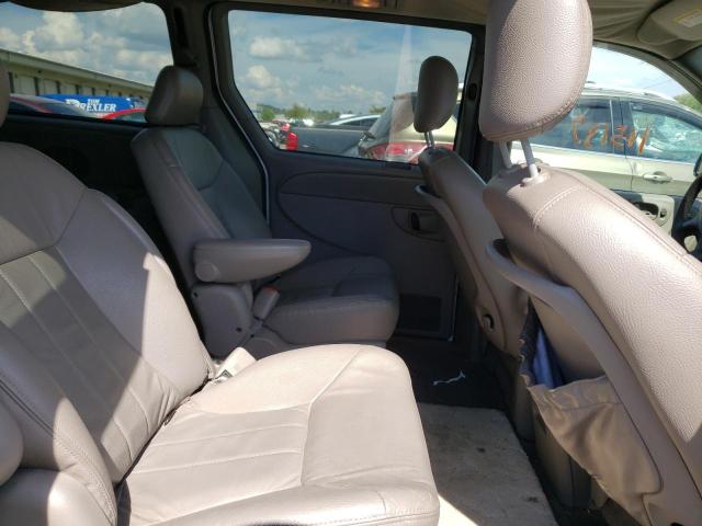 Photo 6 from auction – 2003 CHRYSLER TOWN & COU with VIN 2C4GP54L93R110583