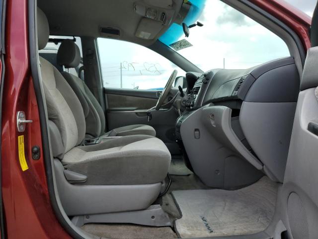 Photo 5 from auction – 2010 TOYOTA SIENNA CE with VIN 5TDKK4CC8AS337062