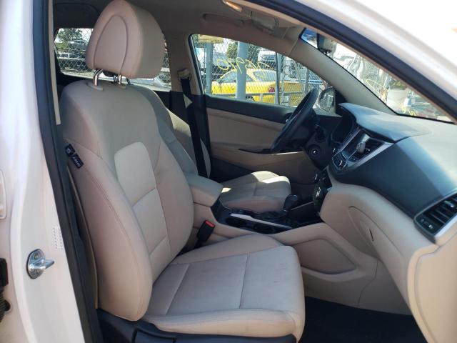 Photo 5 from auction – 2018 HYUNDAI TUCSON SEL with VIN KM8J3CA49JU616722