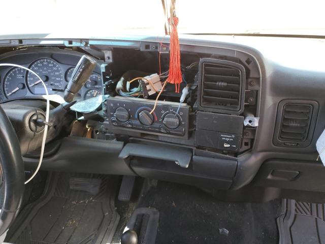 Photo 9 from auction – 2002 CHEVROLET SILVERADO with VIN 1GCEK19TX2Z278423