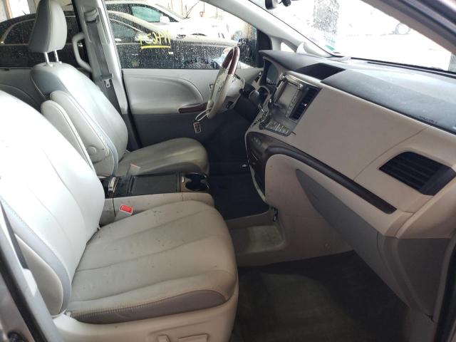 Photo 5 from auction – 2012 TOYOTA SIENNA XLE with VIN 5TDYK3DC2CS236203