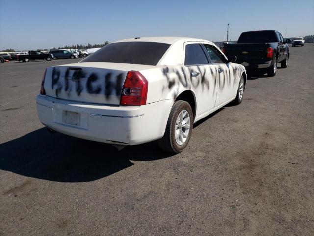 Photo 4 from auction – 2010 CHRYSLER 300 TOURIN with VIN 2C3CA5CV2AH327421