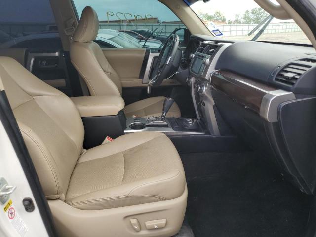 Photo 5 from auction – 2017 TOYOTA 4RUNNER SR with VIN JTEBU5JR1H5450872