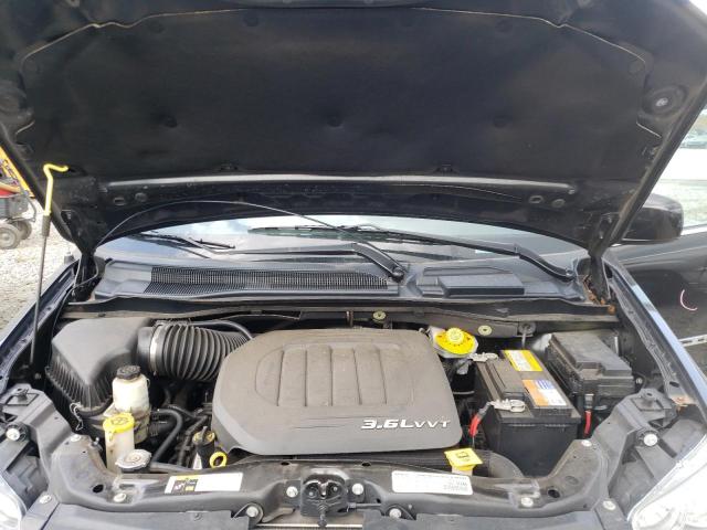 Photo 7 from auction – 2015 CHRYSLER TOWN & COU with VIN 2C4RC1BG5FR752113