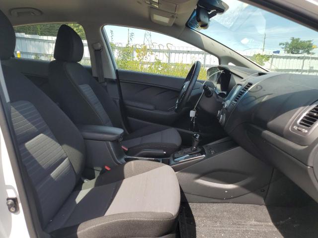 Photo 5 from auction – 2017 KIA FORTE EX with VIN 3KPFL4A86HE068836