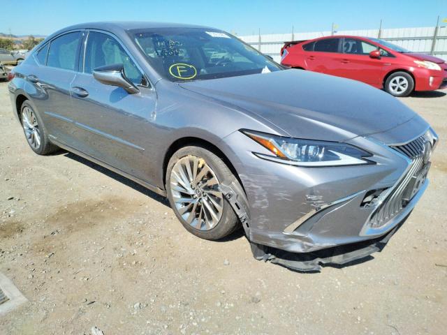 LEXUS ES 300H 2019 with VIN JTHB21B11K2040009 - Photo from auction