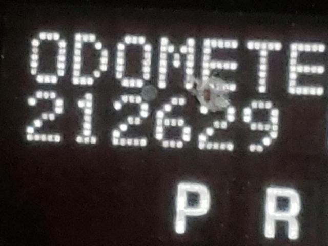 Photo 8 from auction – 2011 GMC ACADIA SLT with VIN 1GKKVRED2BJ293198
